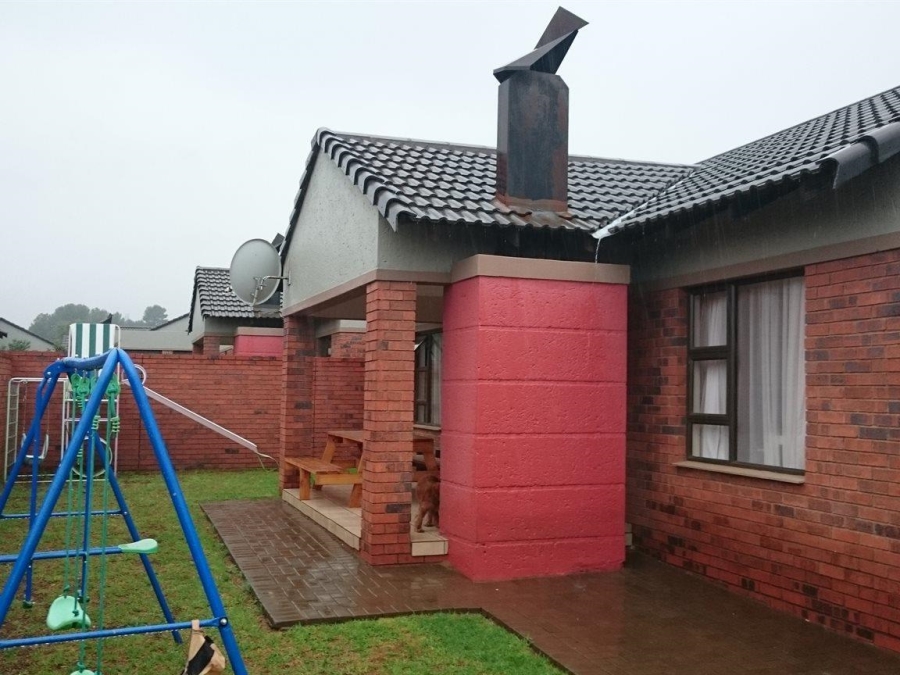 To Let 2 Bedroom Property for Rent in Langenhovenpark Free State